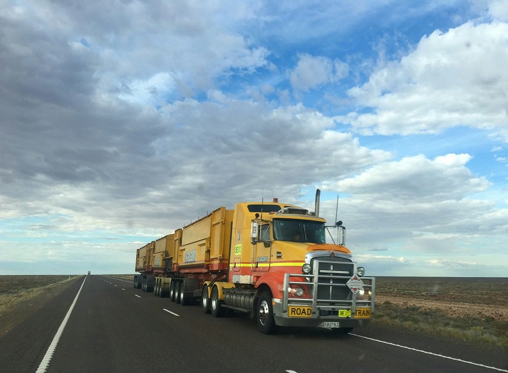 Heavy-Duty Truck